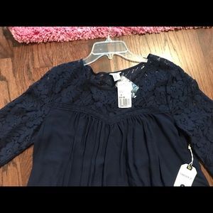 3 quarter sleeve dress shirt with lace